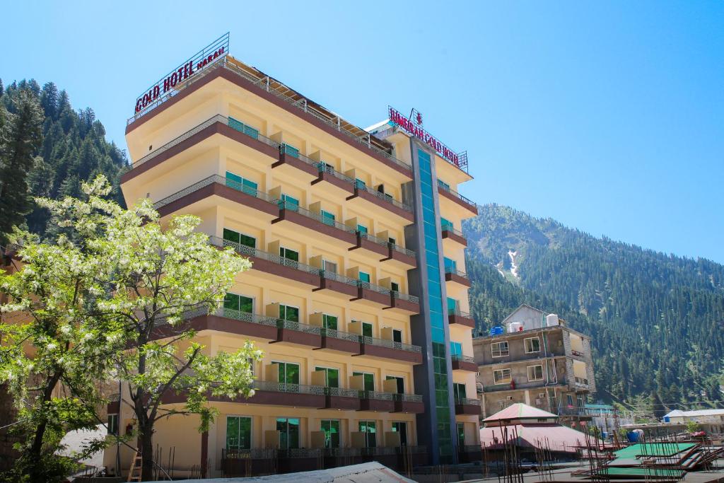 Your Golden Stay in the Heart of Naran
